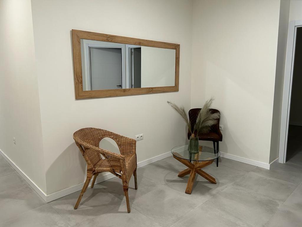 Centro Estudio Trinidad Malaga 3 Exteriör bild